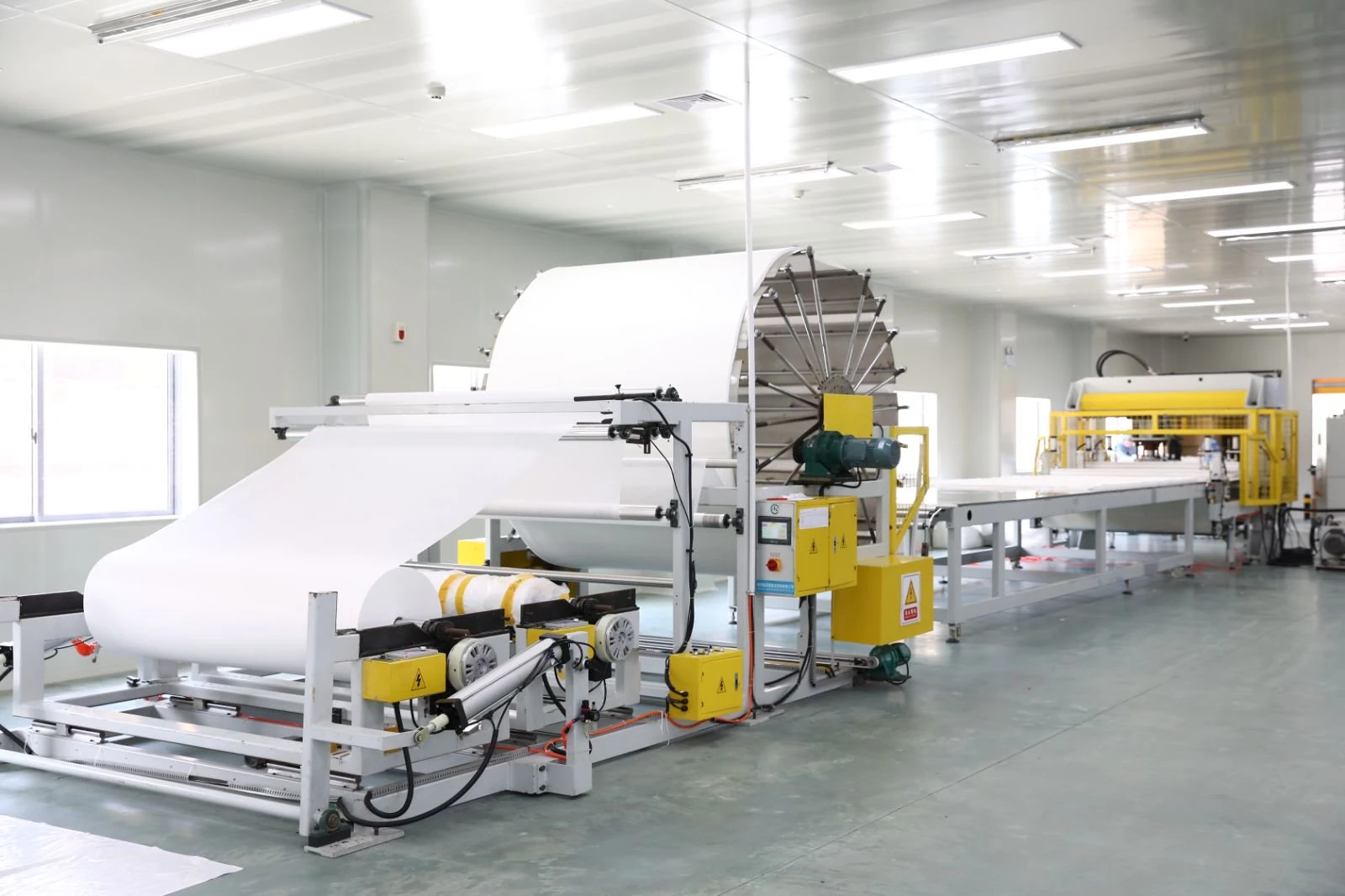 Chenyang nonwoven cleaning cloths and roll materials for B2B sourcing Chenyang nonwoven cleaning cloths and roll materials for B2B sourcing